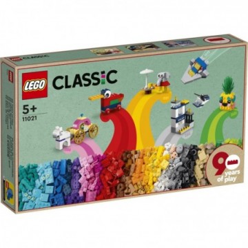 LEGO CLASSIC 11021 90 lat...